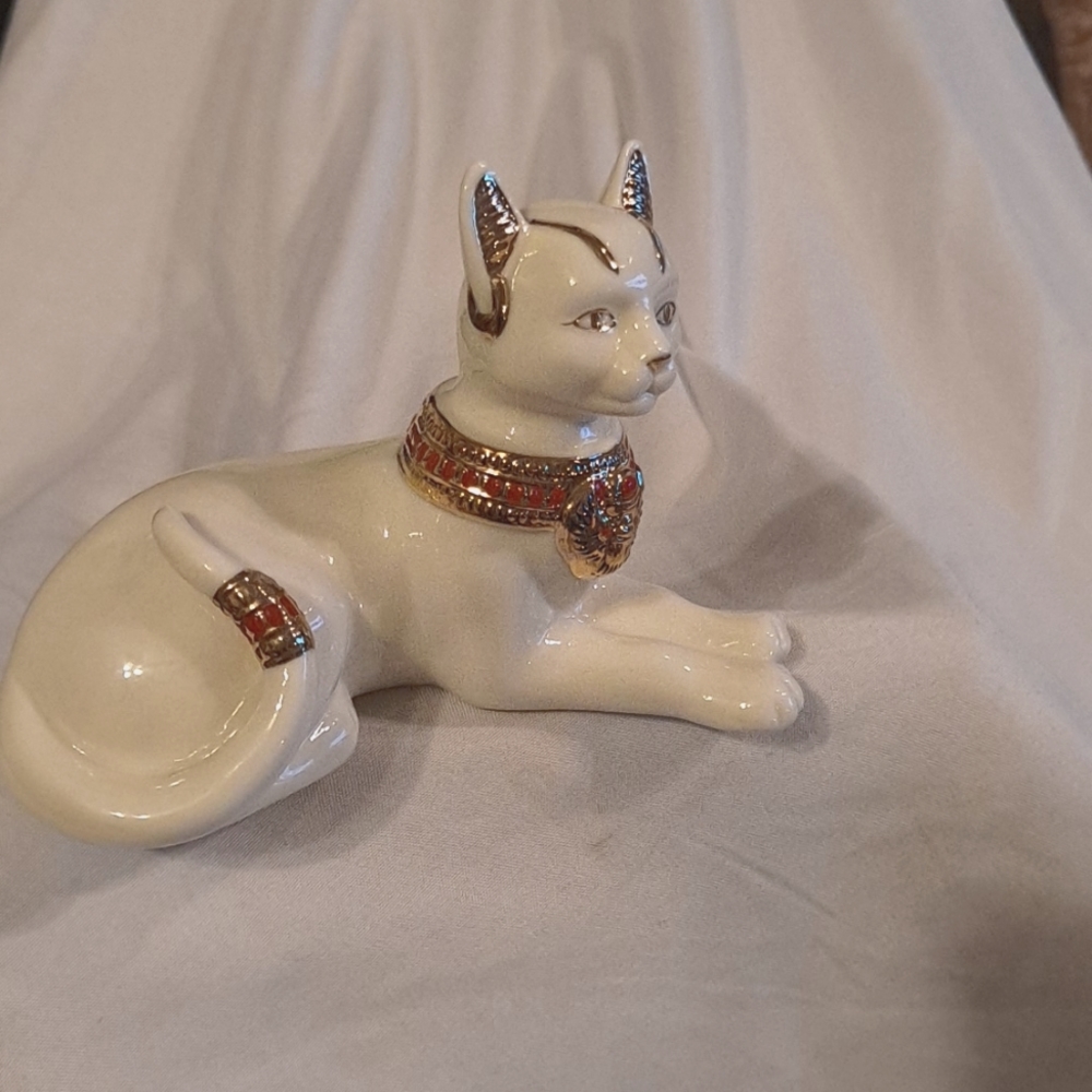 Lenox Ivory Cat - Porcelain - 24 kt Gold Accents - Vintage 1999 - New